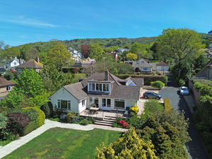 Photo 15- click for photo gallery